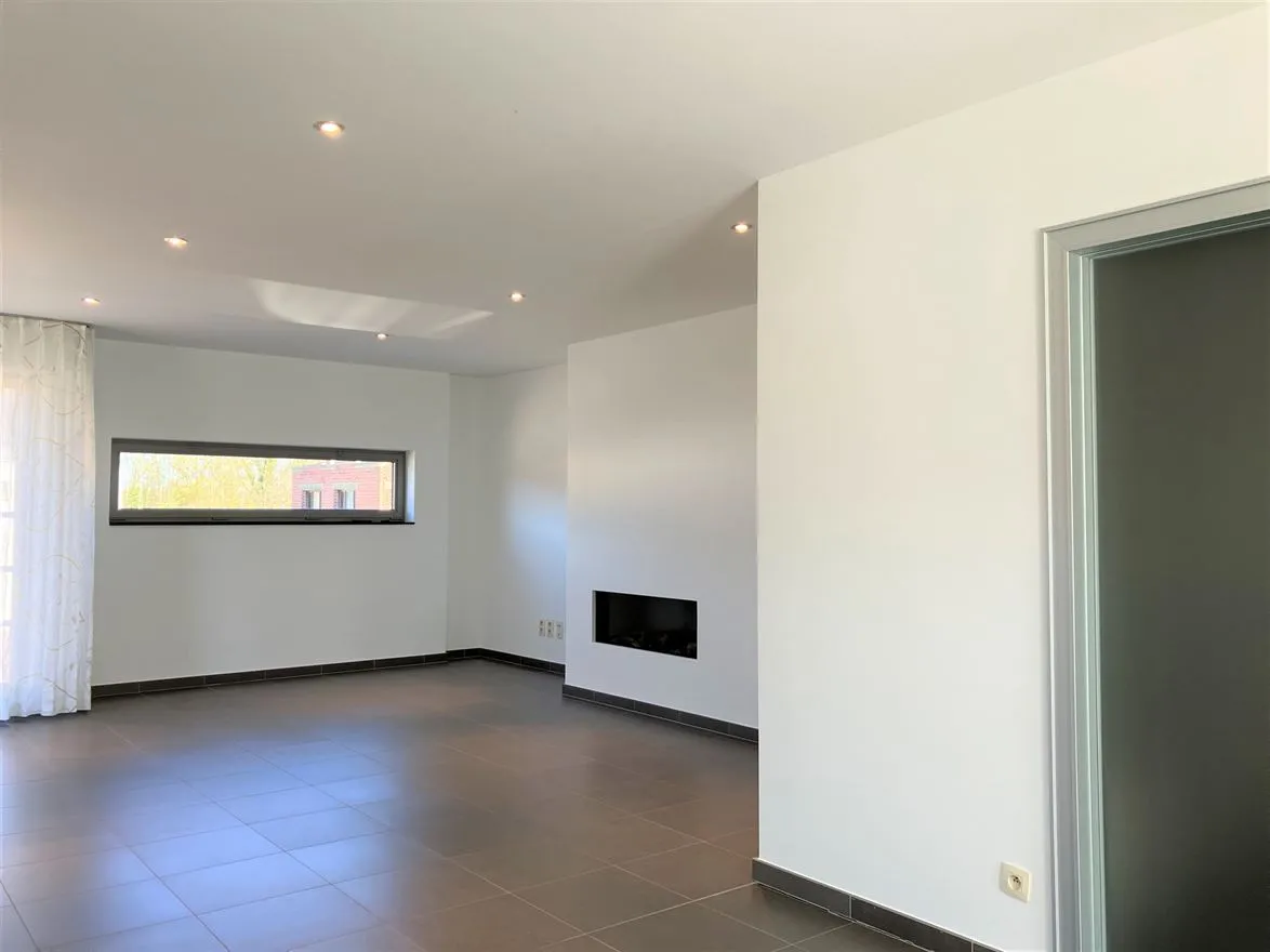 Apartment Zu Vermieten - 2200 HERENTALS BE Image 2